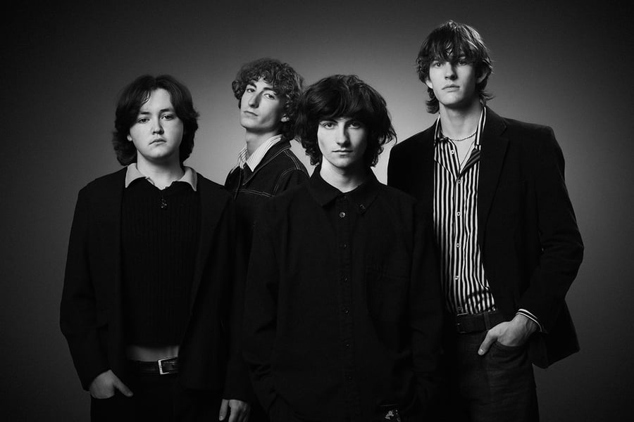 Borderline press shot