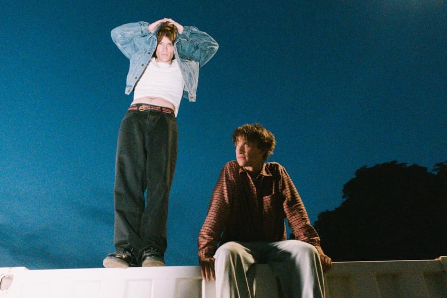 Alt-pop duo Balu Brigada release portal album