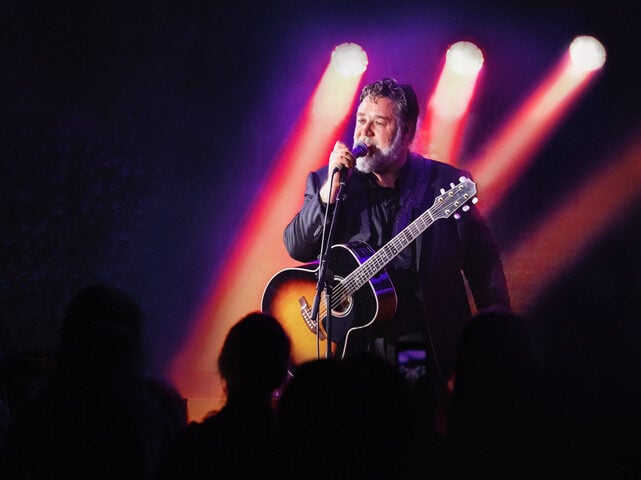 Russell Crowe Discusses One Off Sydney Show Russell Crowe Discusses One Off Sydney Show