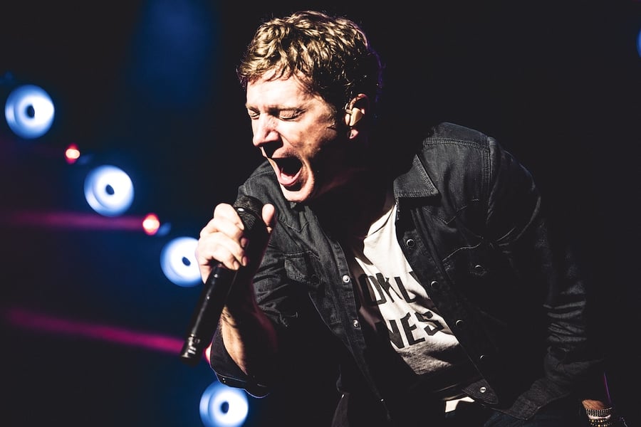 Rob Thomas