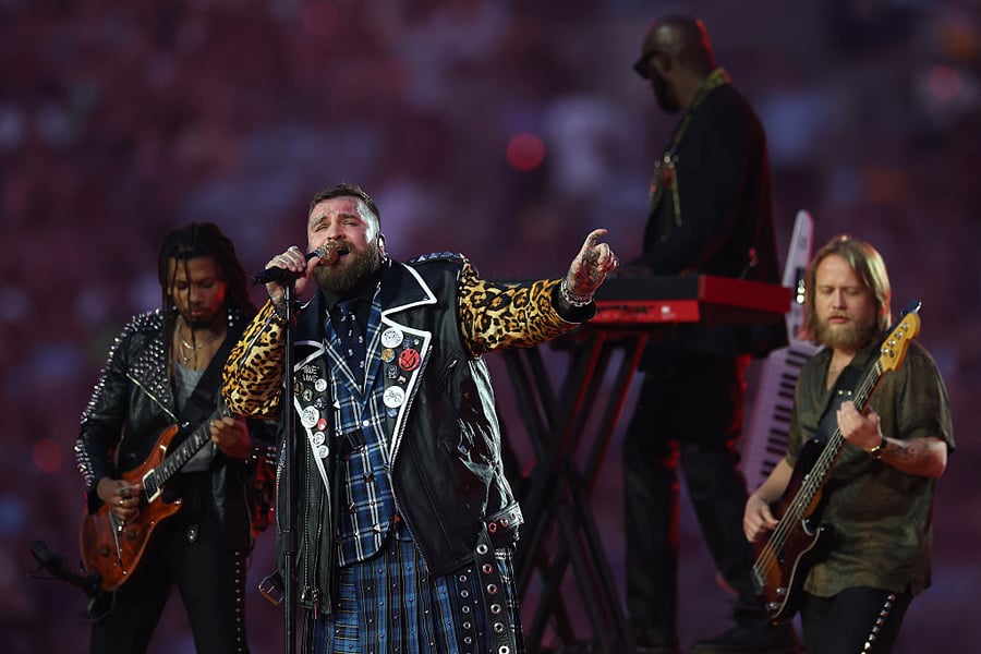 Teddy Swims at NRL Grand Final