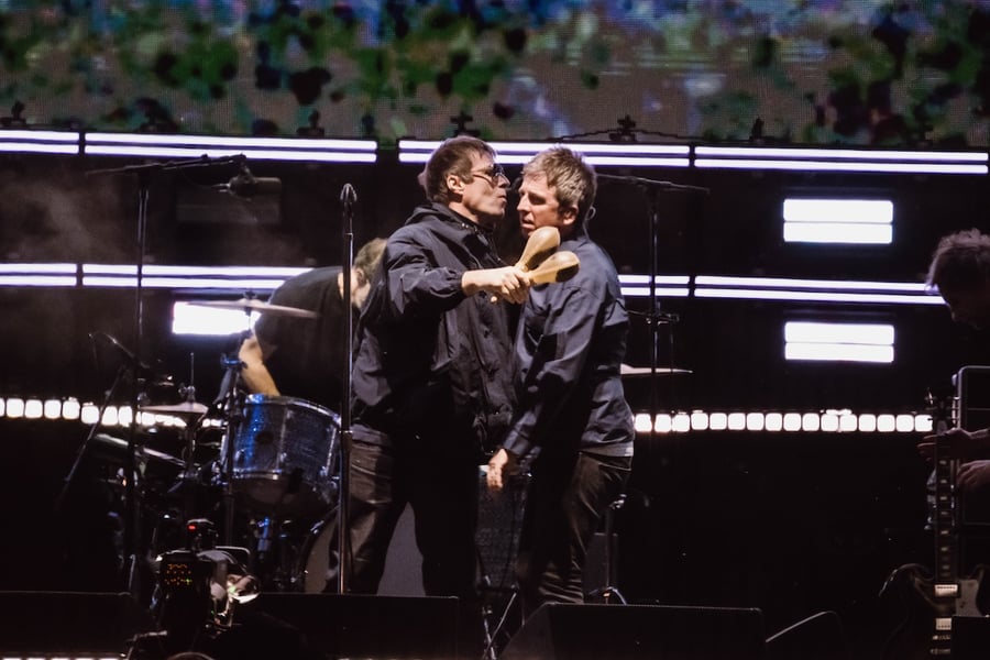 oasis ライブ Melbourne VIP＋購入品3点 oasis-melbourne-oct-2025-pic-