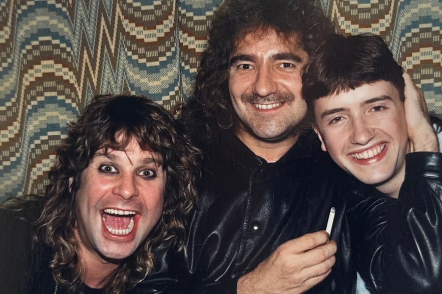 Ozzy Osbourne, Geezer Butler, and Stephen Rea in a Glasgow hotel bar in 1988