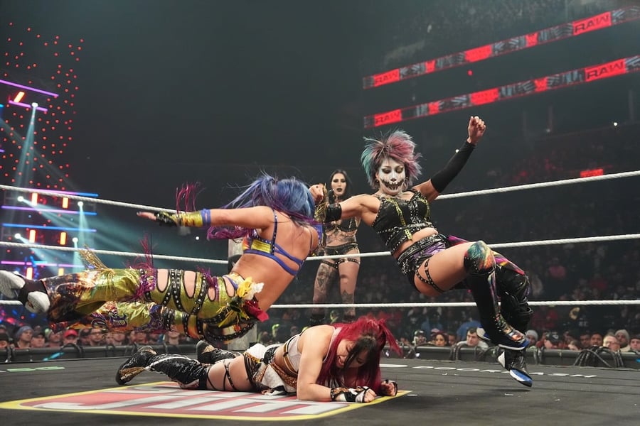 NEW YORK, NEW YORK - JANUARY 5: Kairi Sane, Asuka in action against IYO SKY during Monday Night RAW at Barclays Center on January 5, 2026 in New York, New York. (Photo by Georgiana Dallas/WWE via Getty Images)