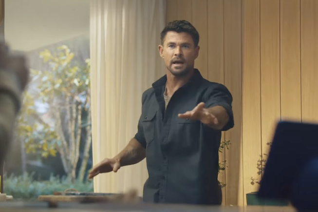Chris Hemsworth in the Amazon Super Bowl ad
