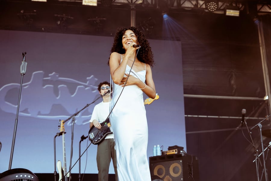 Olivia Dean performing at Laneway 2025
