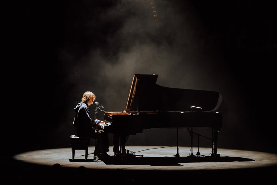 Cameron Winter plays at the Sydney Opera House