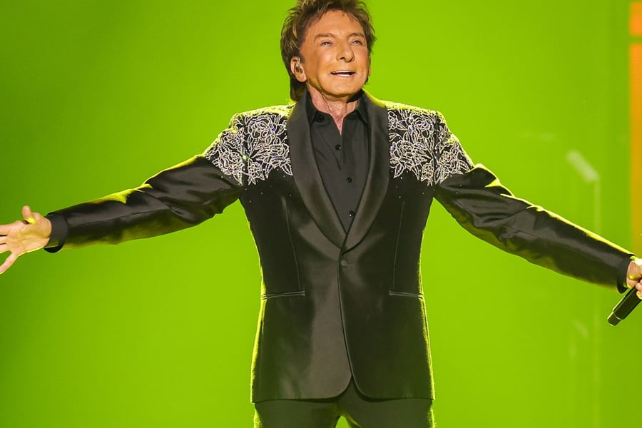 Barry Manilow