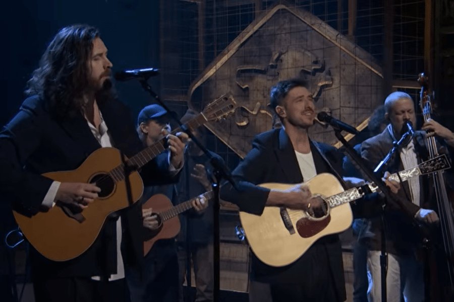 Hozier and Mumford & Sons on SNL