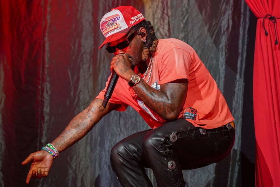 Offset performing in October 2025