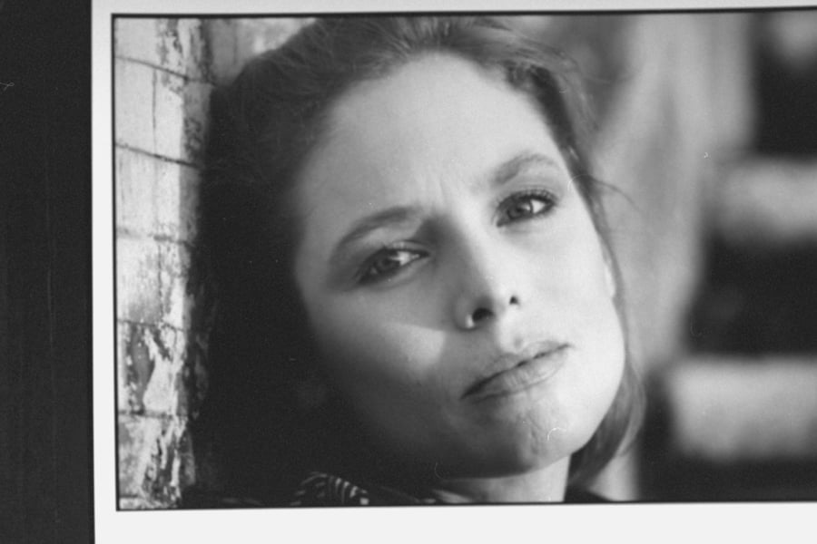 Kelly Curtis