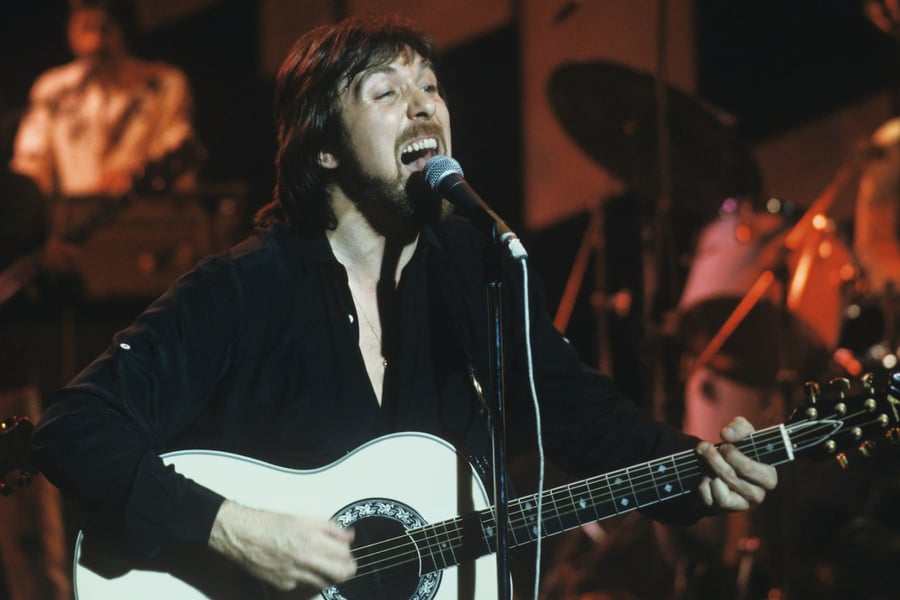 Dennis Locorriere