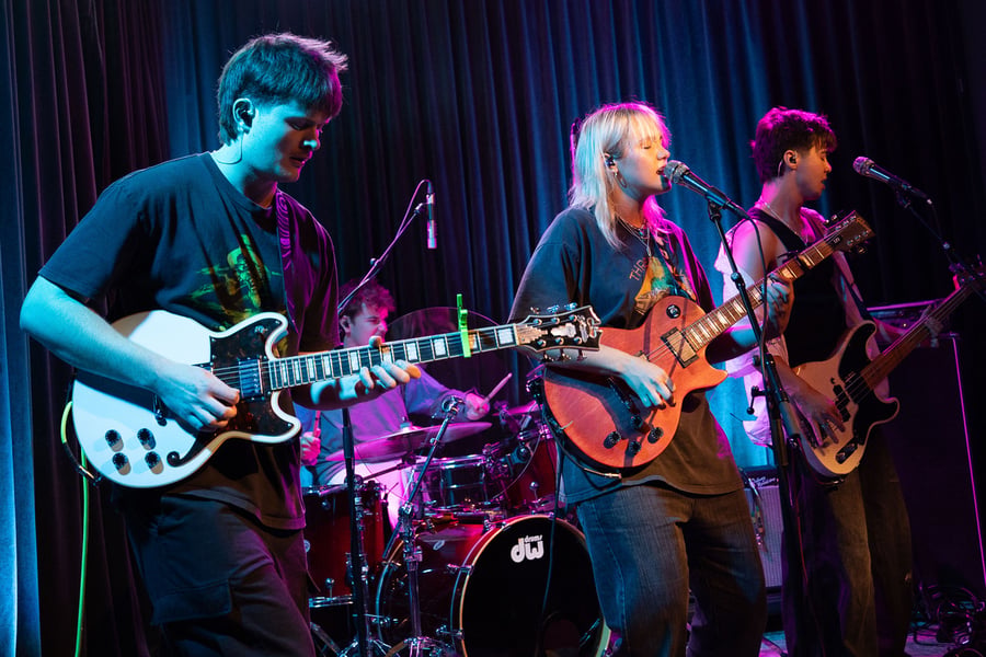 Coast Arcade play at Big Fan
