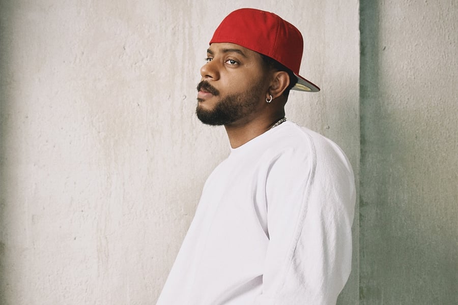 Bryson Tiller press shot