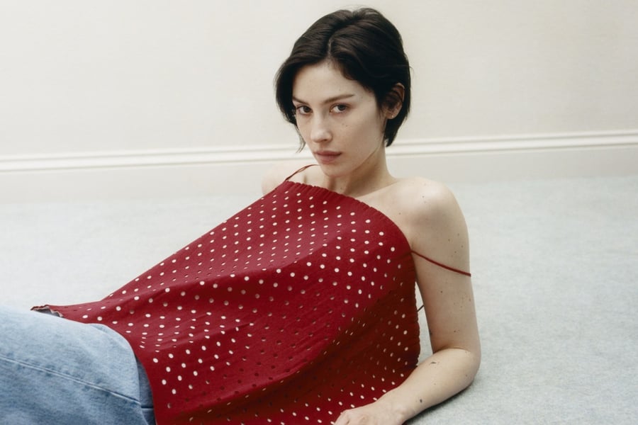 Gracie Abrams press shot