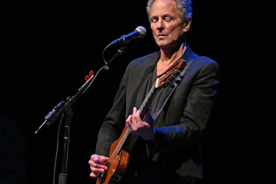Lindsay Buckingham