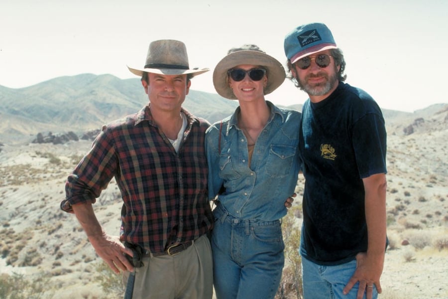 Sam Neill, Laura Dern and Steven Spielberg filming Jurassic Park