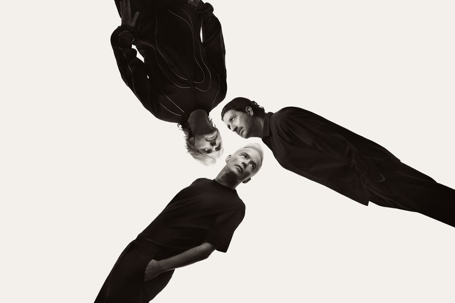 The Avalanches press shot