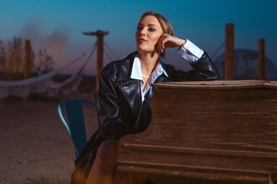 Lisa Crawley press shot