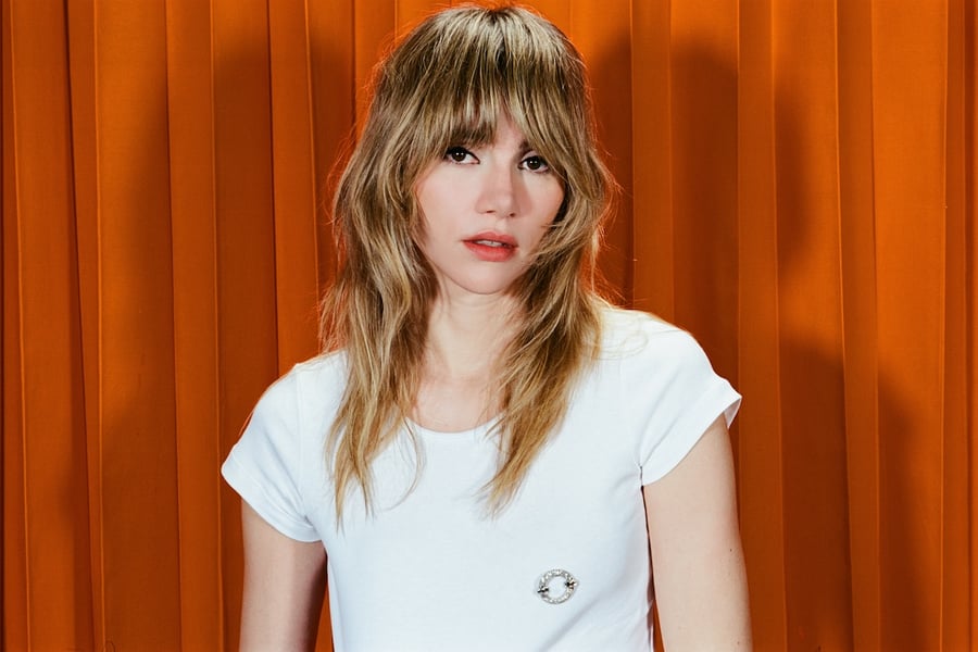 Suki Waterhouse