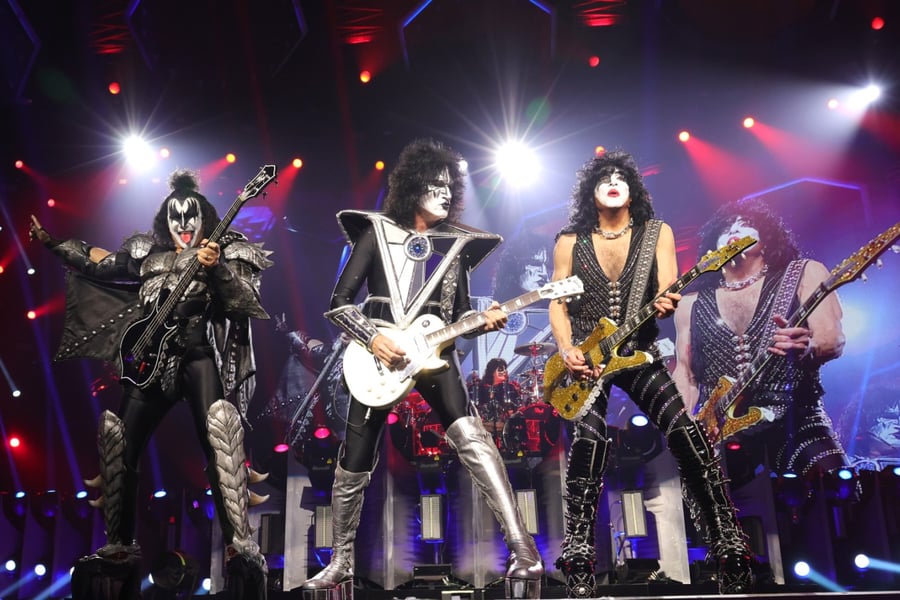 KISS