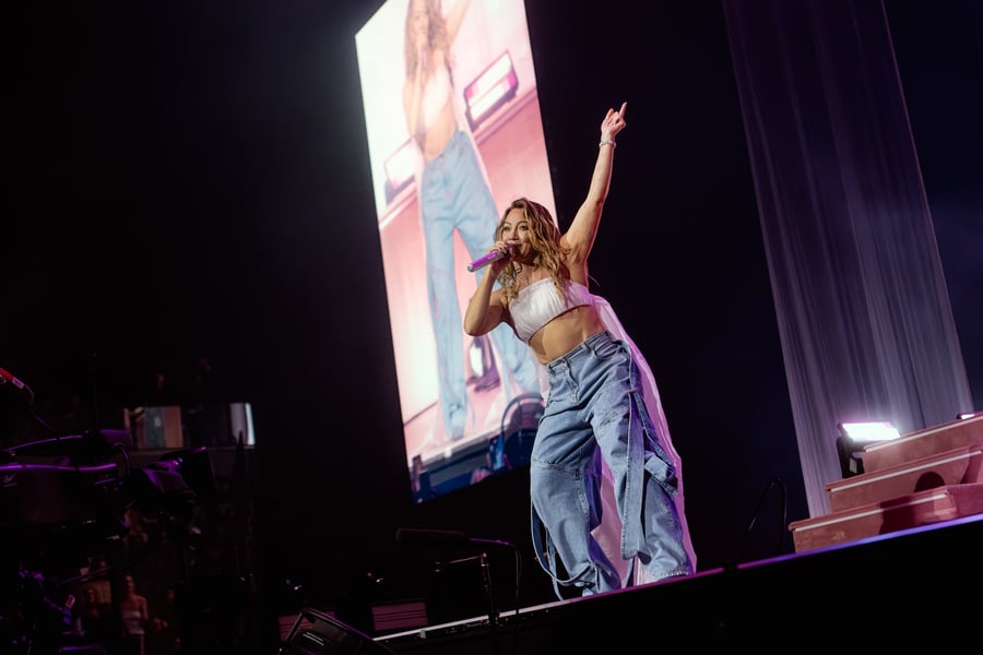 Hilary Duff in Auckland